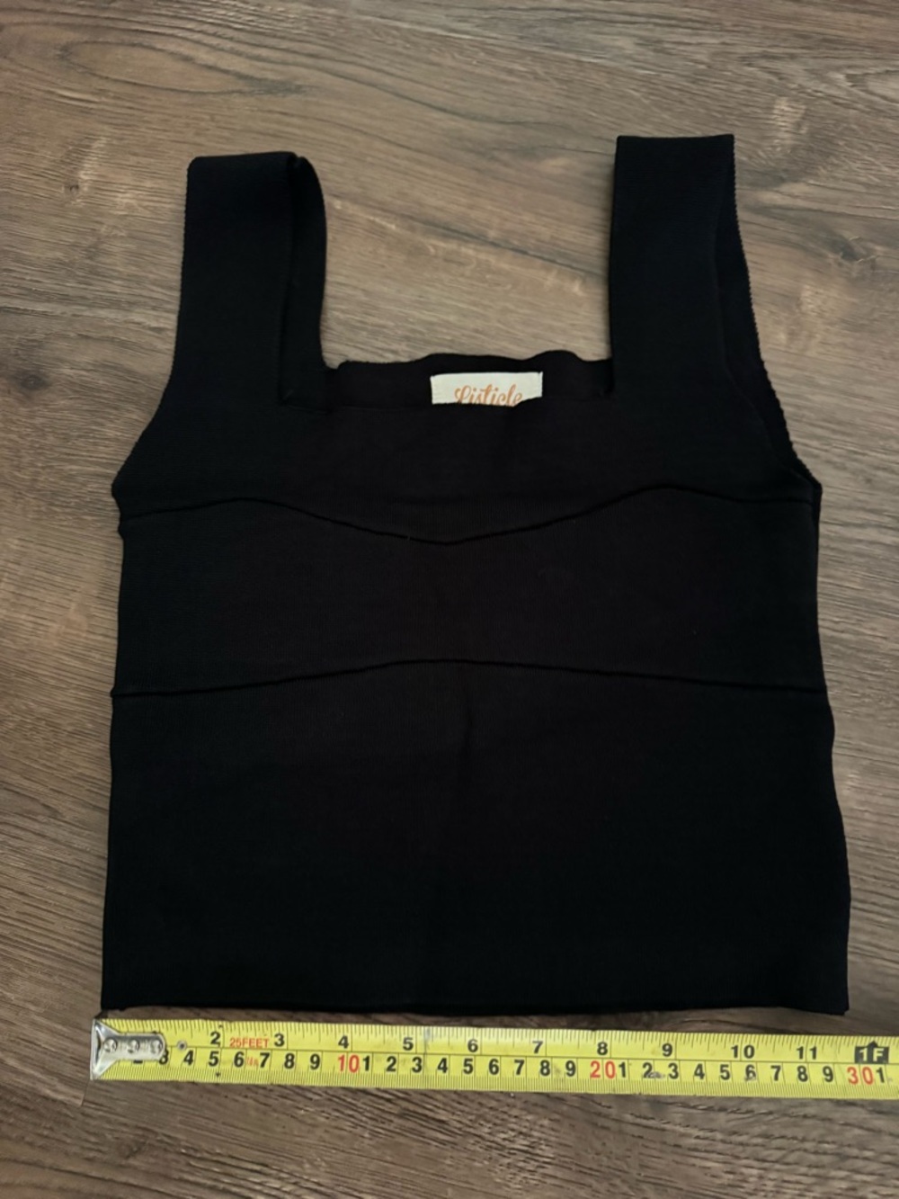 Listicle Black Square-Neck Ribbed Tank